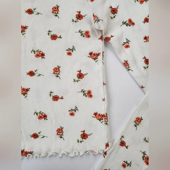 Forever 21 Semi-Cropped Ribbed Floral Print Long Sleeve No Stains, sz Medium - Picture 6 of 15